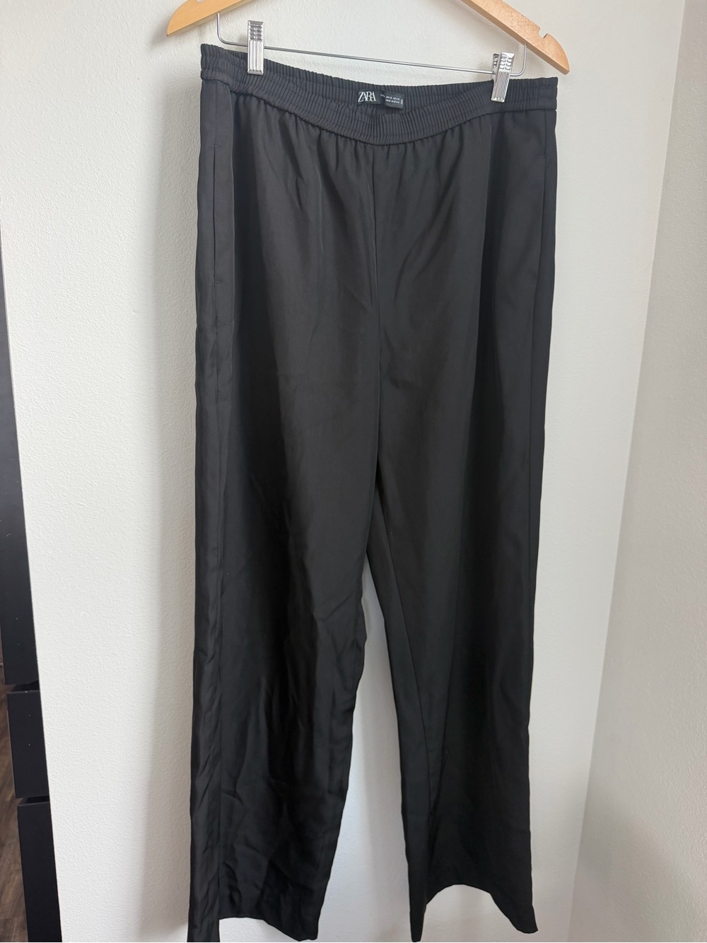 Zara Black Elastic-Waist Wide Leg Pants